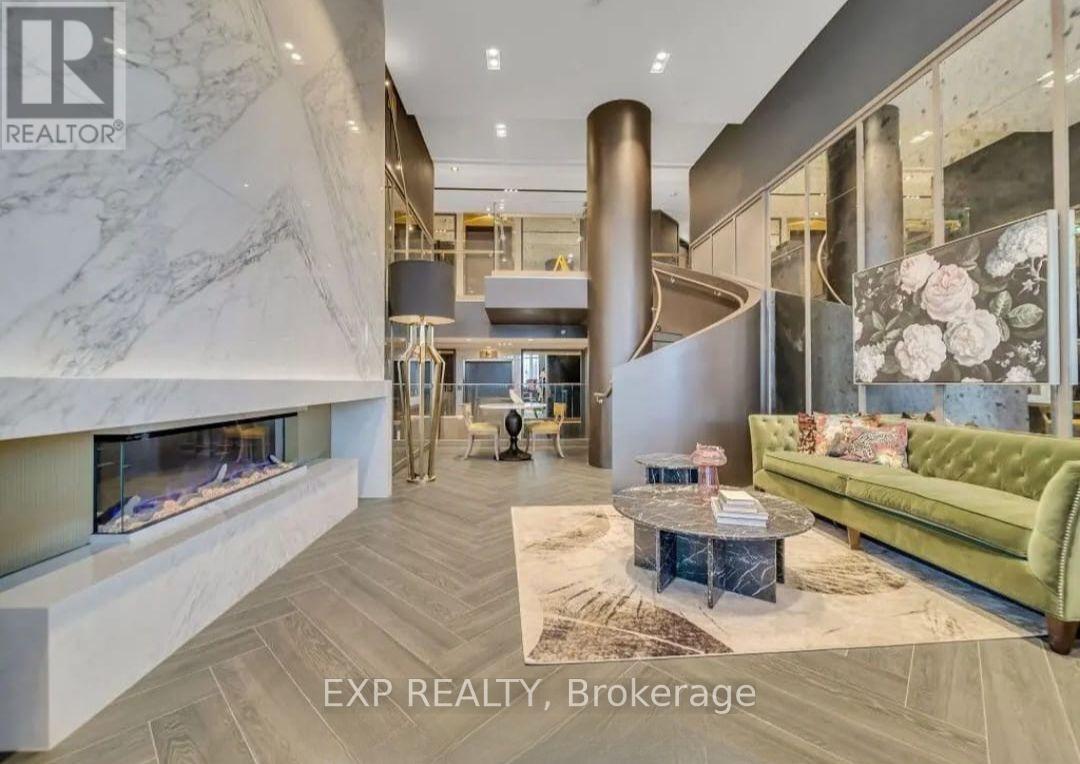 525 - 395 Dundas Street W, Oakville, Ontario L6M 5R8 - Photo 36 - W12515260