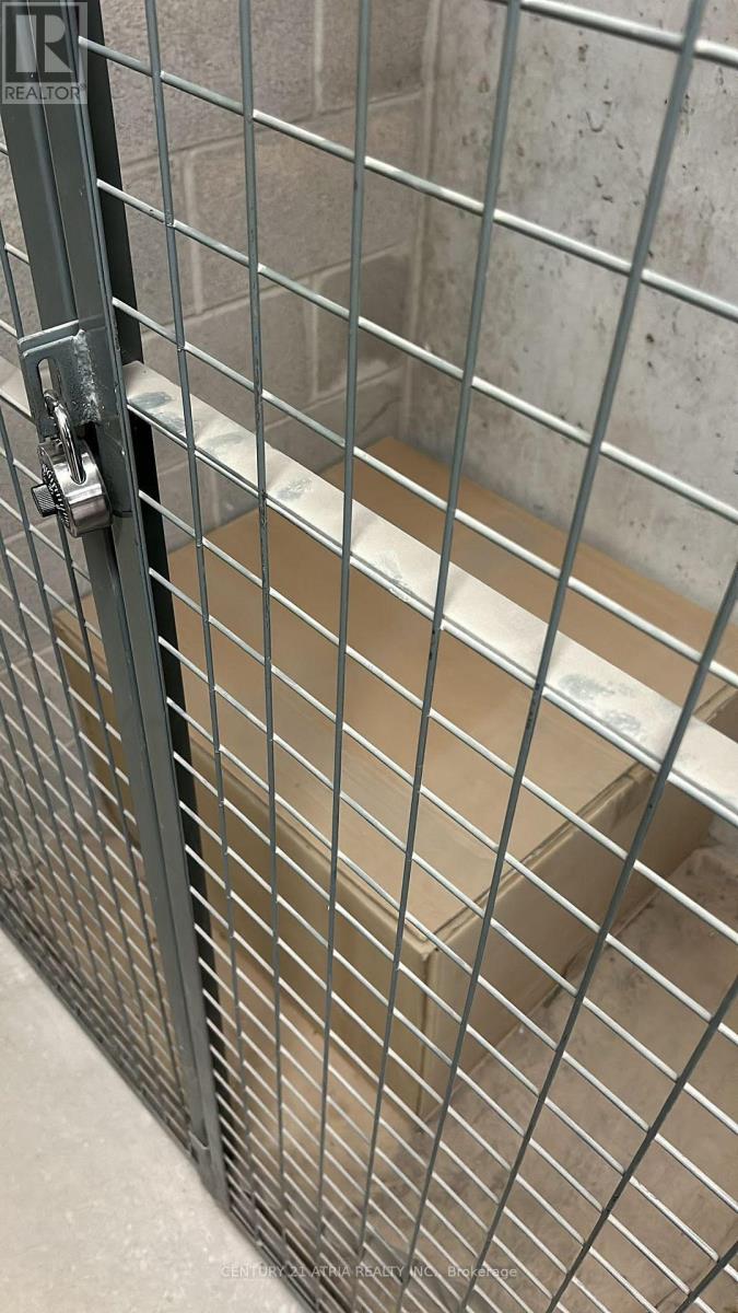 869 Clonsilla Avenue, Peterborough, Ontario  K9J 0B7 - Photo 7 - X12561604