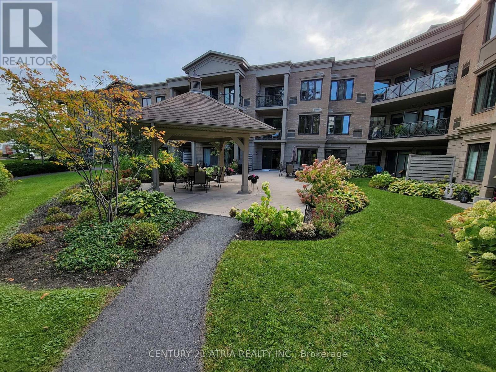 869 Clonsilla Avenue, Peterborough, Ontario  K9J 0B7 - Photo 8 - X12561604