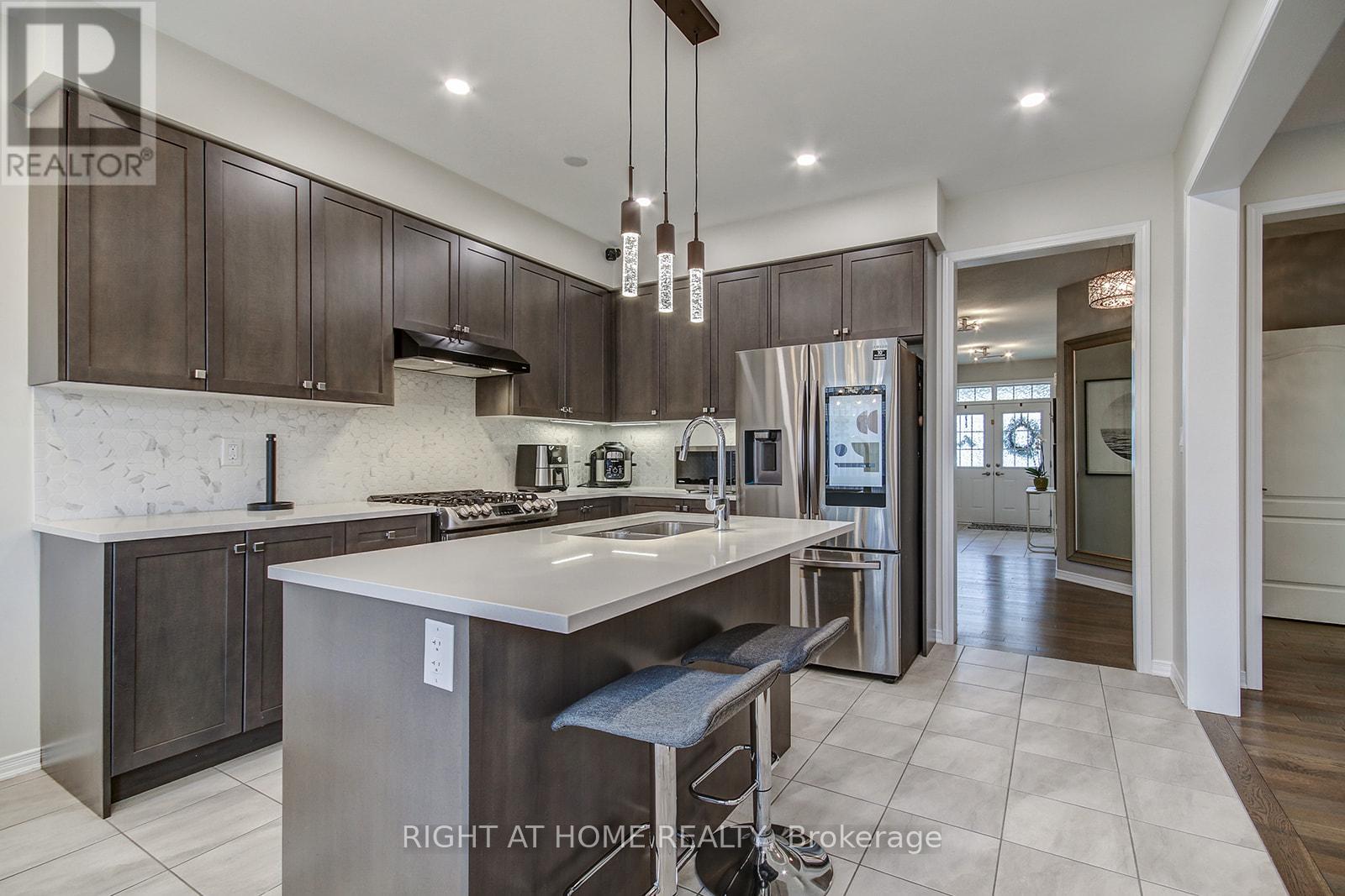 40 Mcwatters Street, Hamilton, Ontario  L0R 1C0 - Photo 15 - X12561638