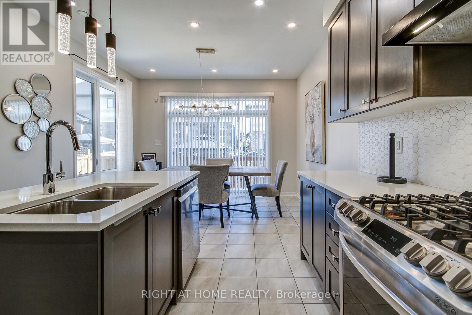 40 Mcwatters Street, Hamilton, Ontario  L0R 1C0 - Photo 17 - X12561638