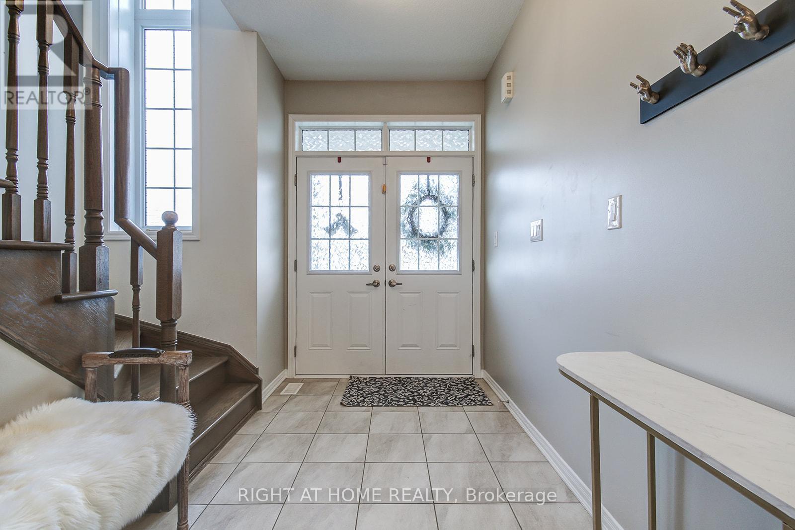 40 Mcwatters Street, Hamilton, Ontario  L0R 1C0 - Photo 3 - X12561638