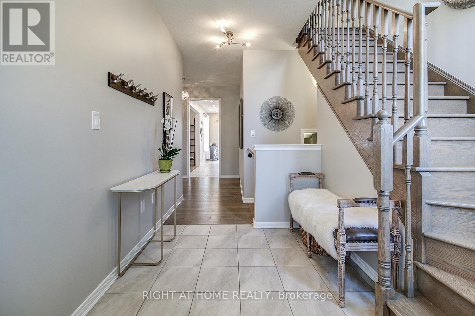 40 Mcwatters Street, Hamilton, Ontario  L0R 1C0 - Photo 5 - X12561638