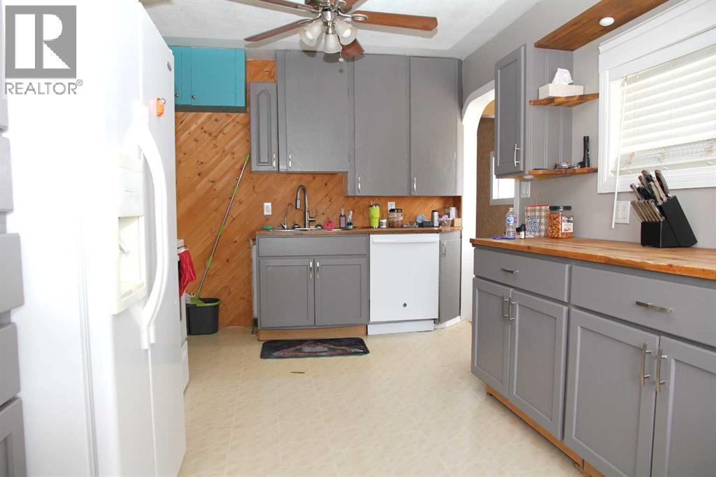 208 1 Avenue W, Maidstone, Saskatchewan  S0M 1M0 - Photo 6 - A2220241