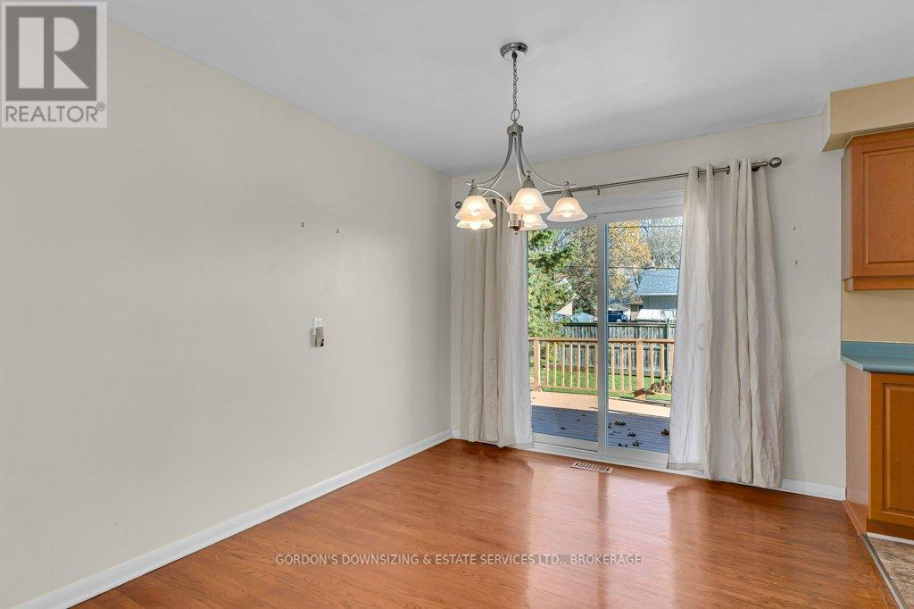 59 Oxford Crescent, Loyalist, Ontario  K7N 1R1 - Photo 10 - X12561704