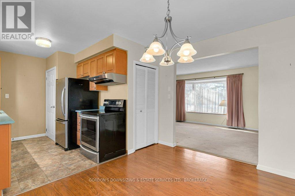 59 Oxford Crescent, Loyalist, Ontario  K7N 1R1 - Photo 11 - X12561704