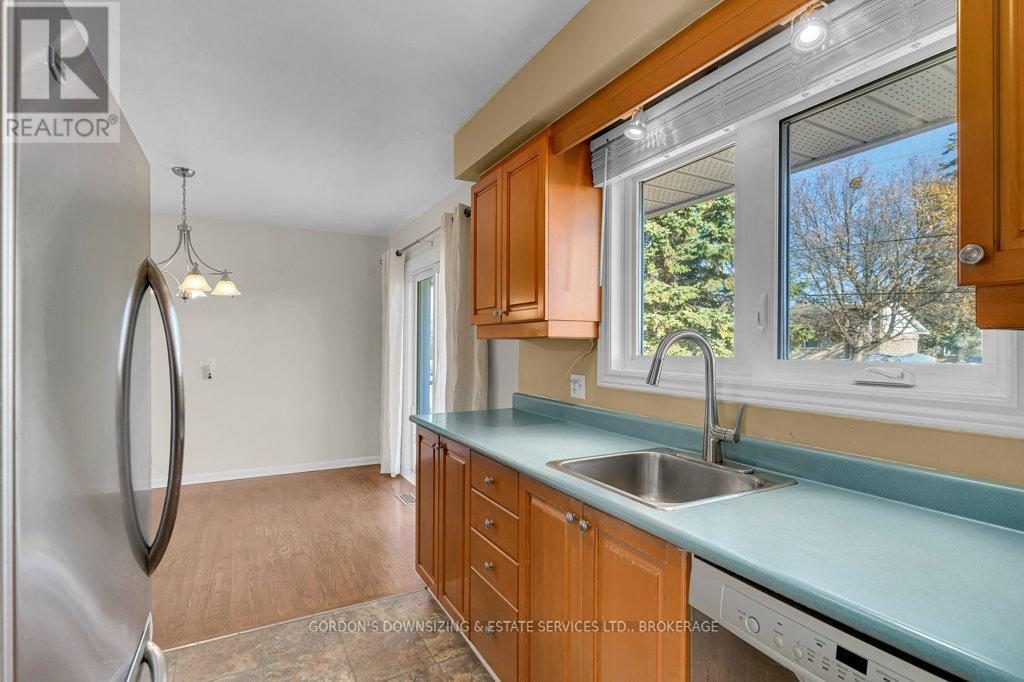 59 Oxford Crescent, Loyalist, Ontario  K7N 1R1 - Photo 14 - X12561704