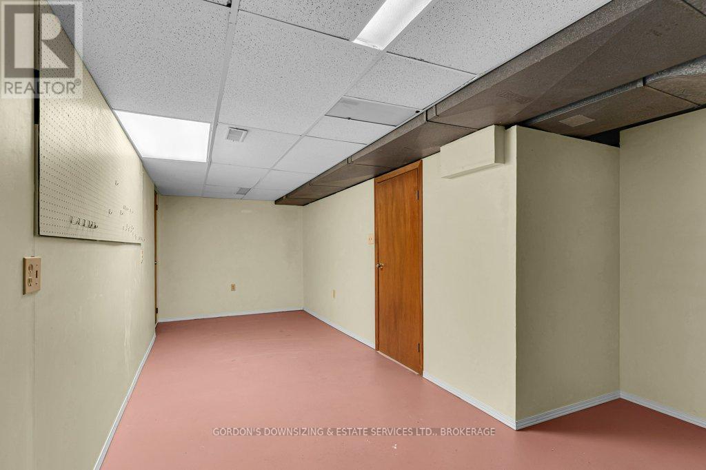 59 Oxford Crescent, Loyalist, Ontario  K7N 1R1 - Photo 39 - X12561704