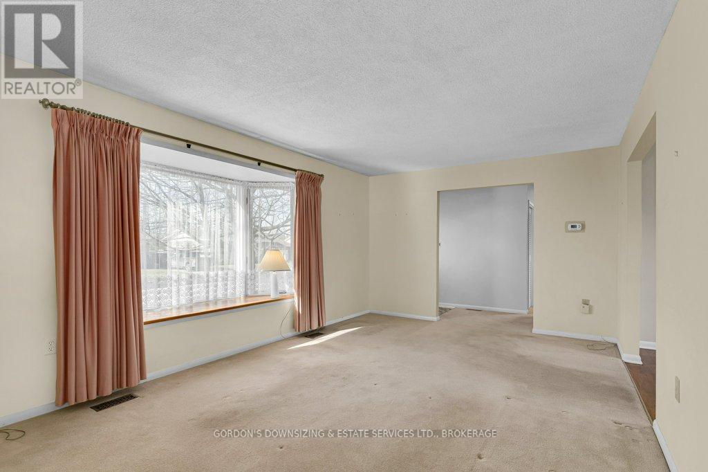 59 Oxford Crescent, Loyalist, Ontario  K7N 1R1 - Photo 7 - X12561704