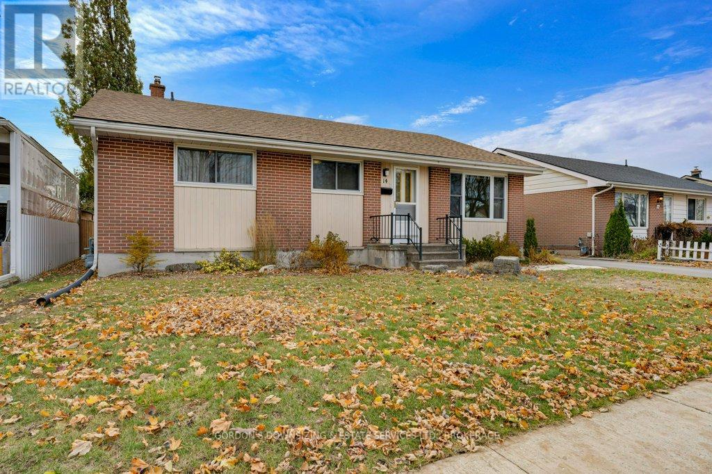 14 Mulcaster Street, Kingston, Ontario  K7M 2V5 - Photo 2 - X12561756