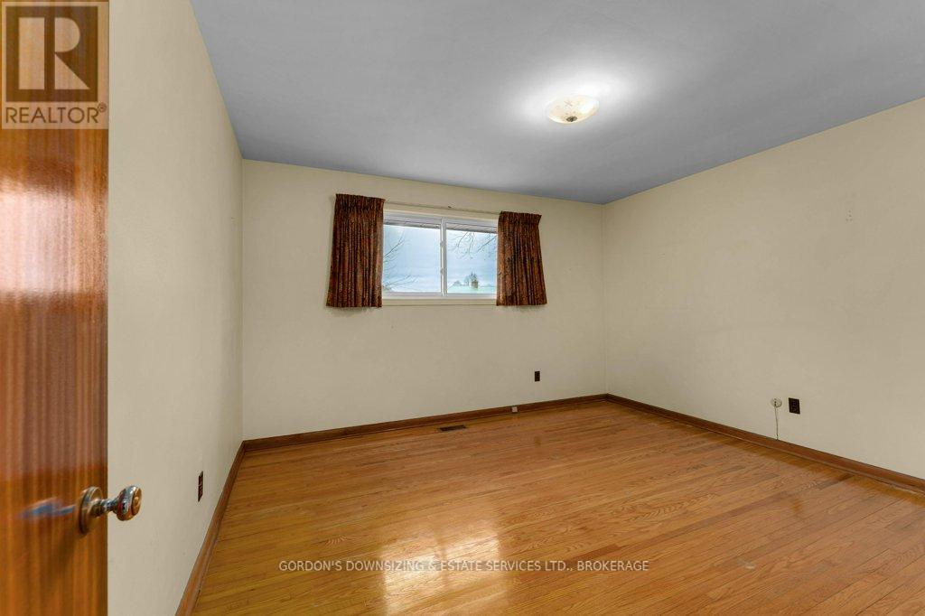 14 Mulcaster Street, Kingston, Ontario  K7M 2V5 - Photo 23 - X12561756