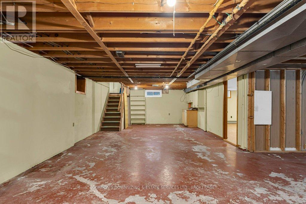 14 Mulcaster Street, Kingston, Ontario  K7M 2V5 - Photo 39 - X12561756