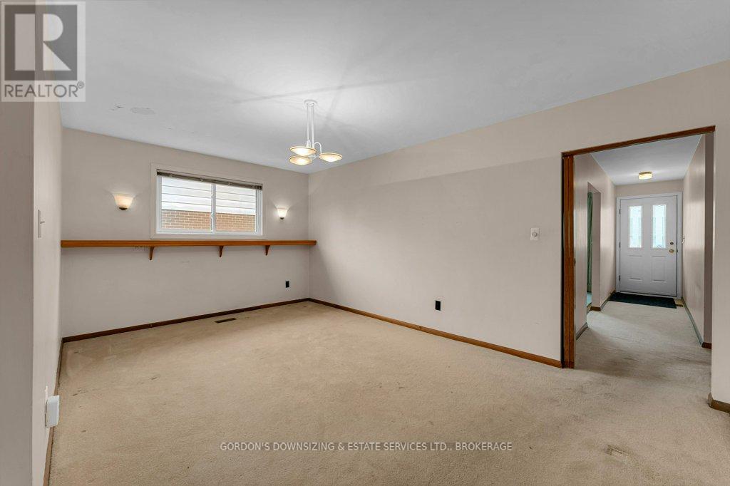 14 Mulcaster Street, Kingston, Ontario  K7M 2V5 - Photo 8 - X12561756