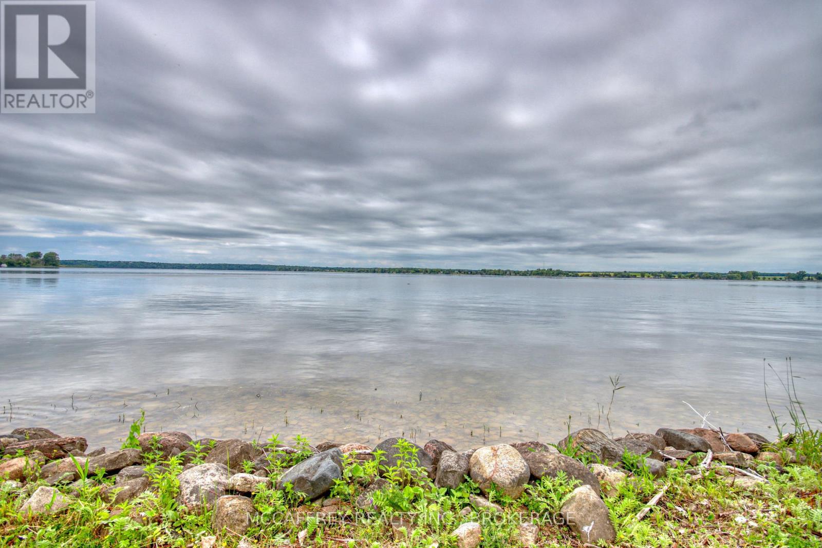 94 Willow Point Lane, Greater Napanee, Ontario  K7R 3K7 - Photo 13 - X12561806