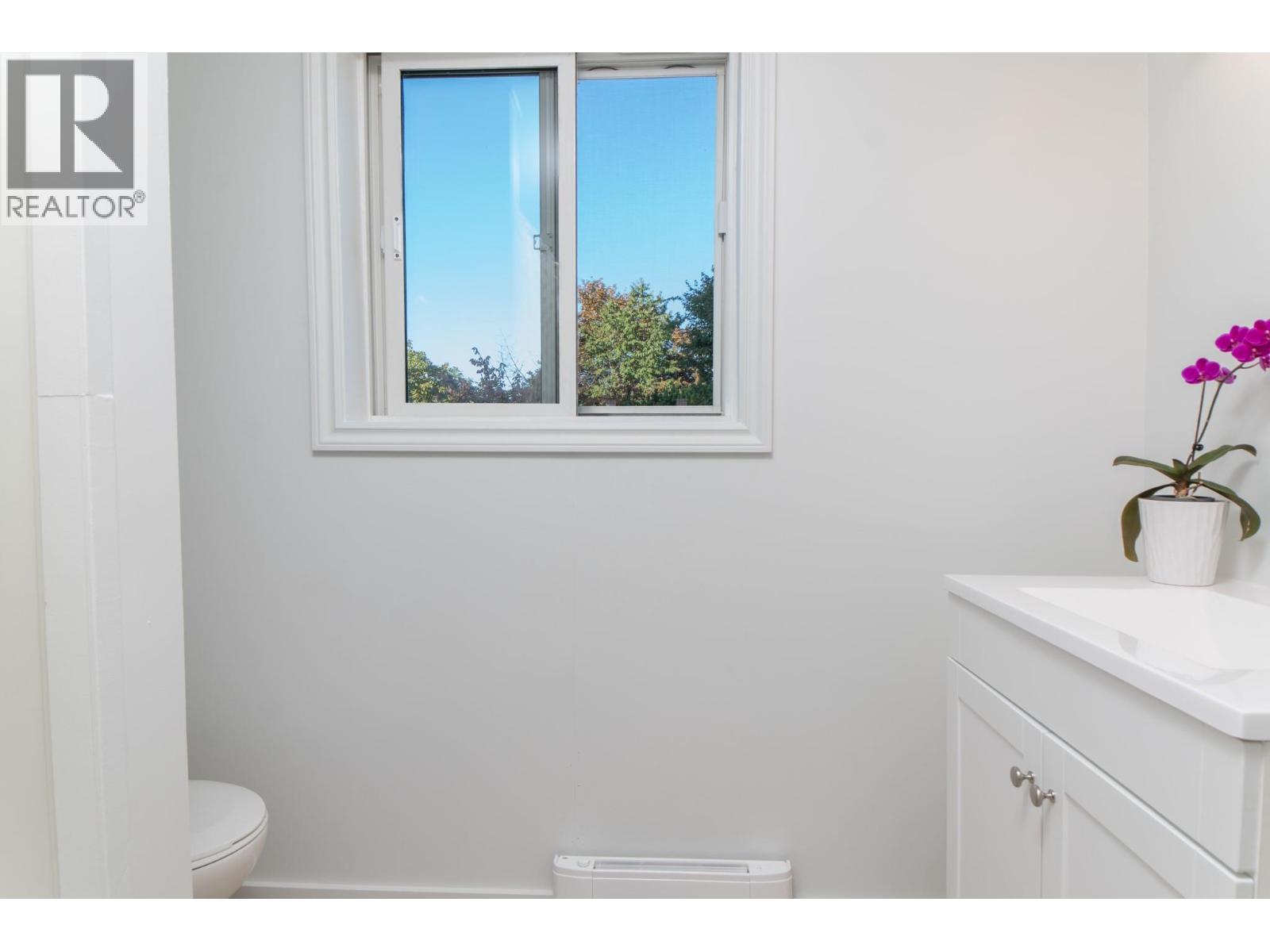 511 10th Avenue S, Creston, British Columbia  V0B 1G3 - Photo 20 - 10364221