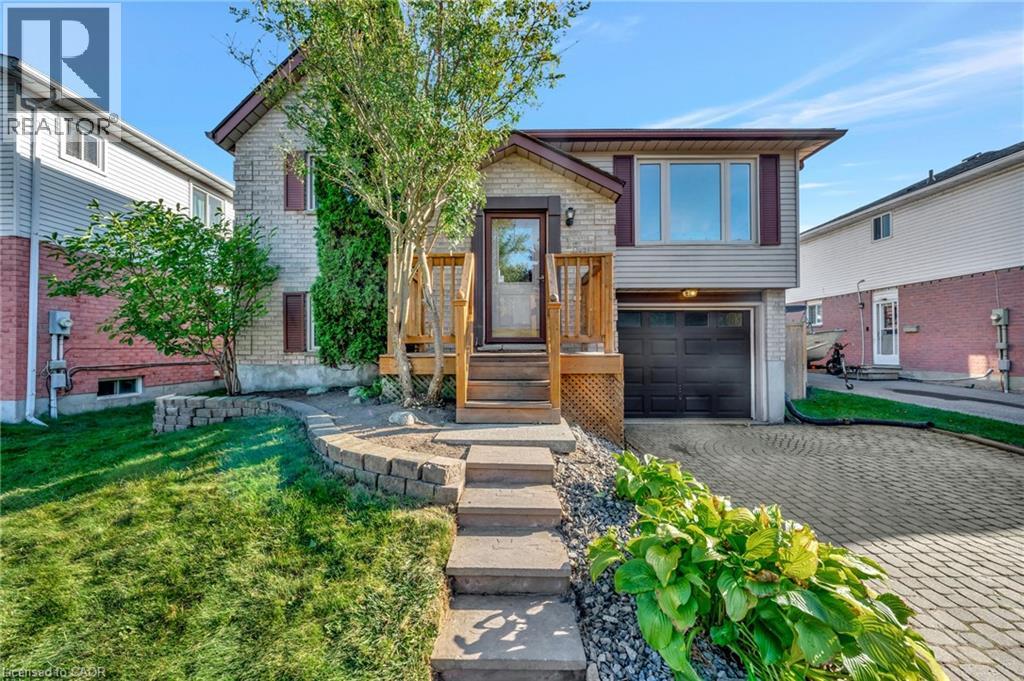 139 IRONSTONE Drive, Cambridge, Ontario