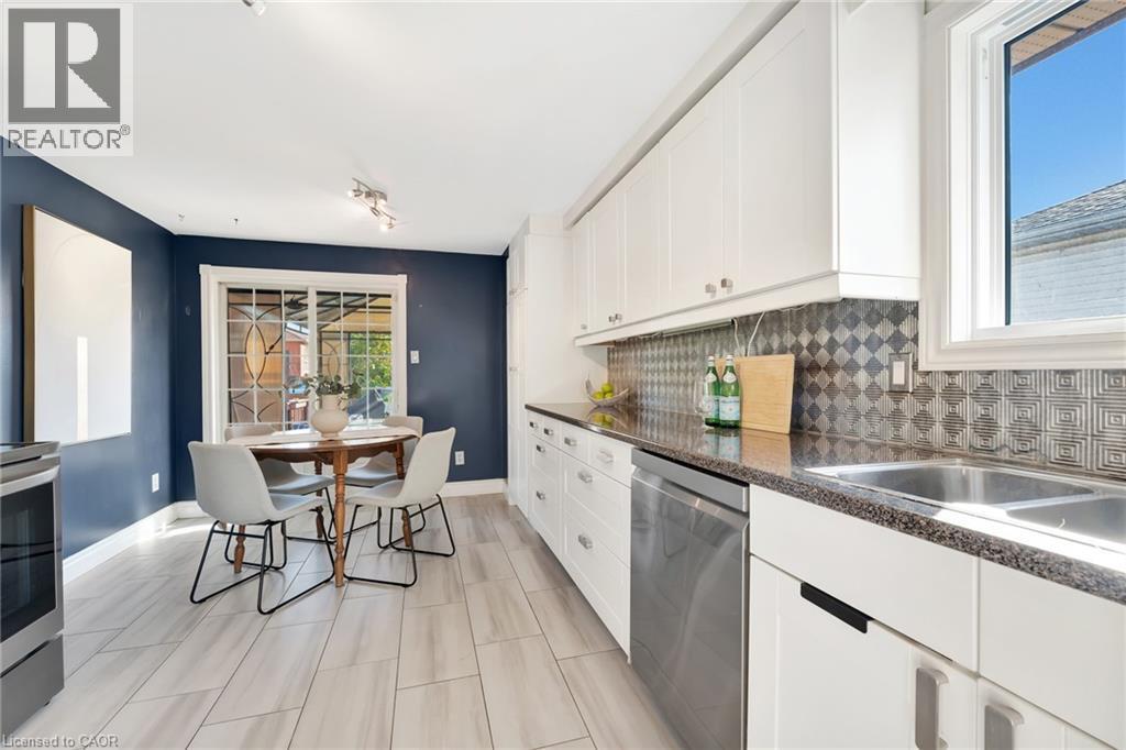 139 Ironstone Drive, Cambridge, Ontario  N1P 1A4 - Photo 14 - 40780356