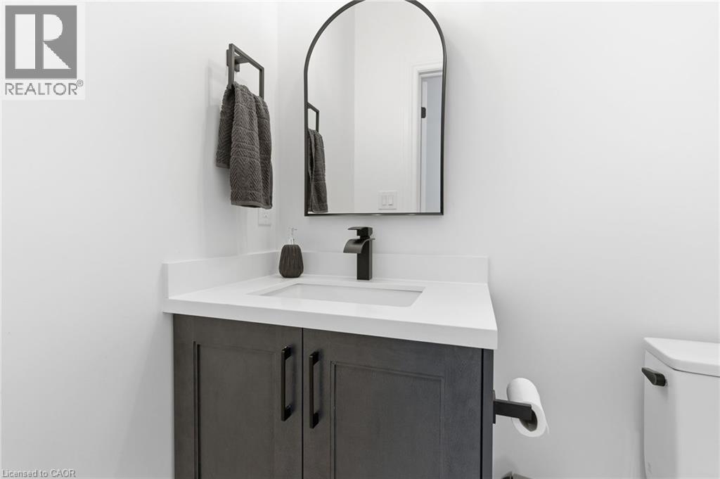 1576 Woodburn Road, Binbrook, Ontario  L0R 1C0 - Photo 15 - 40785870