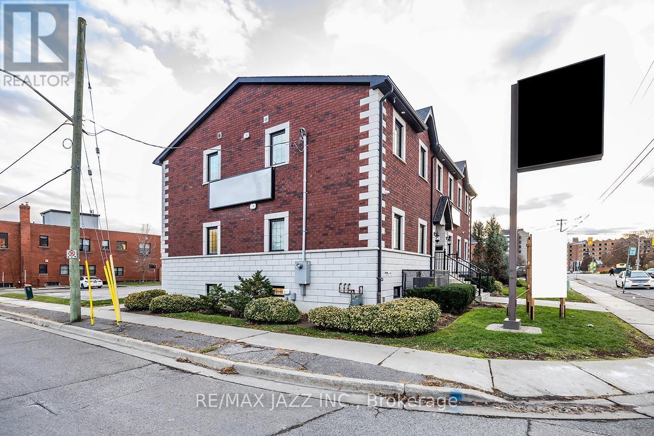 193 King Street E, Oshawa, Ontario  L1H 1C2 - Photo 3 - E12561742