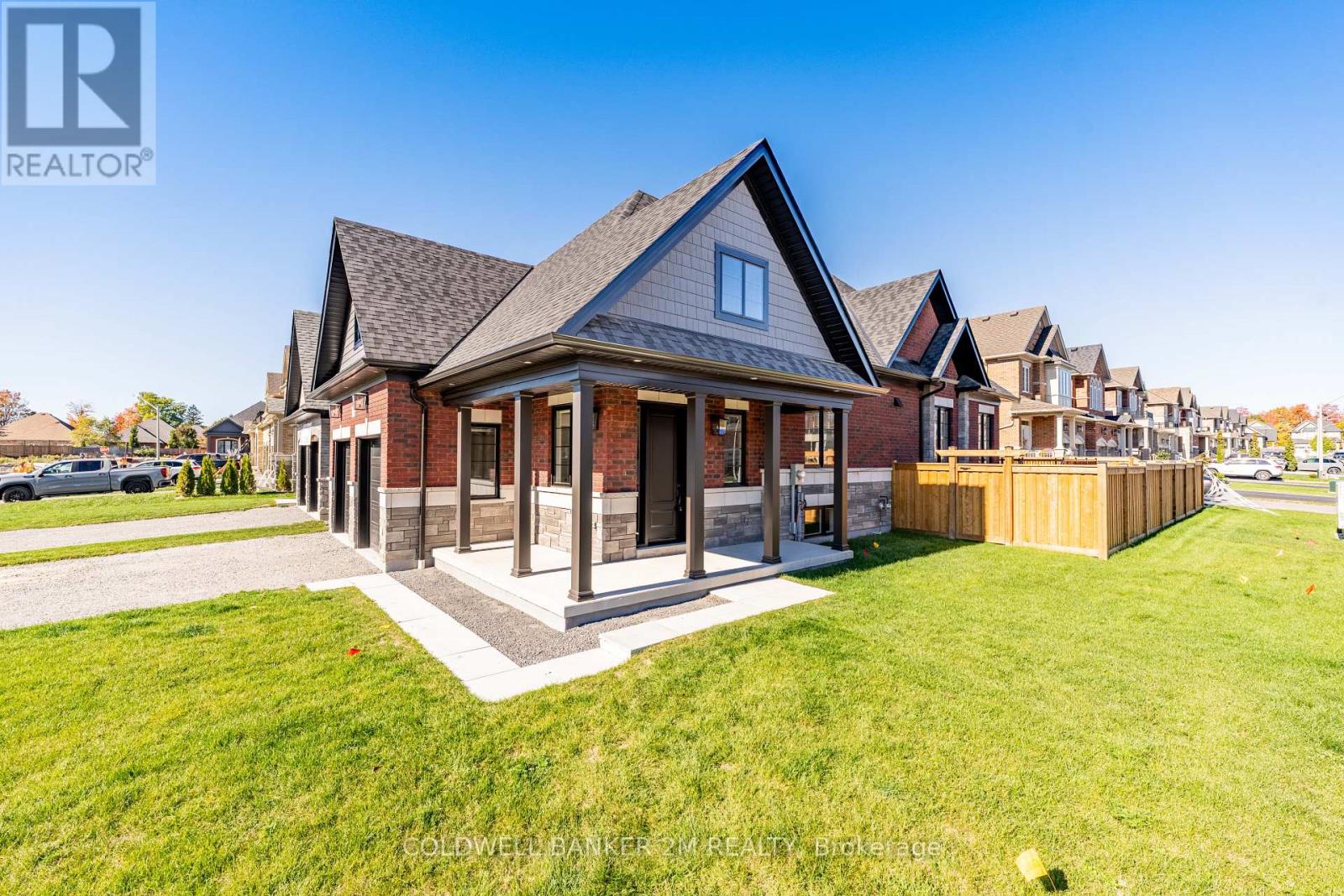 10 St. Augustine Drive, Whitby, Ontario  L1M 0L7 - Photo 1 - E12561928