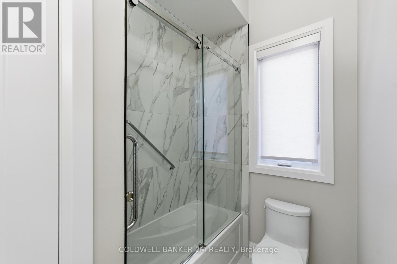 10 St. Augustine Drive, Whitby, Ontario  L1M 0L7 - Photo 24 - E12561928