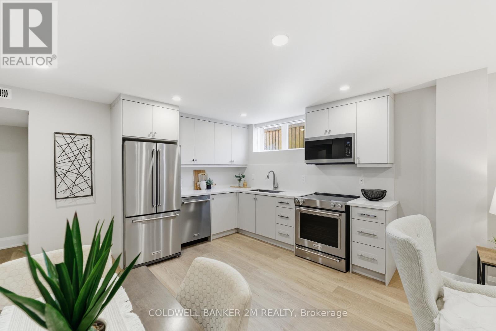 10 St. Augustine Drive, Whitby, Ontario  L1M 0L7 - Photo 28 - E12561928