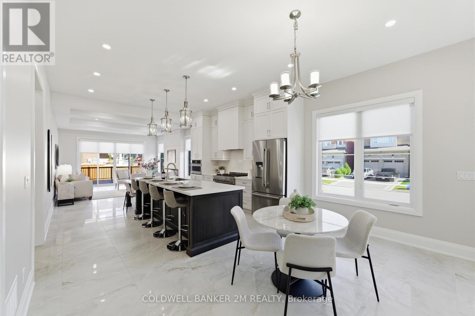 10 St. Augustine Drive, Whitby, Ontario  L1M 0L7 - Photo 6 - E12561928