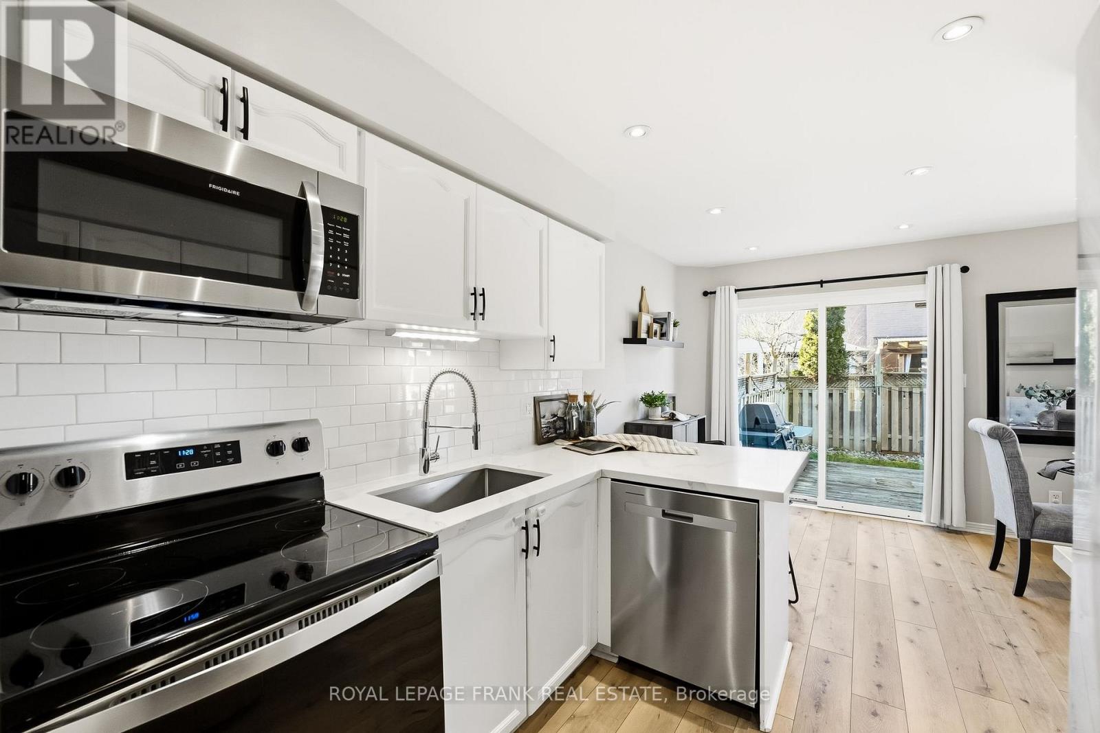 6 Short Crescent, Clarington, Ontario  L1E 2Z5 - Photo 11 - E12562004