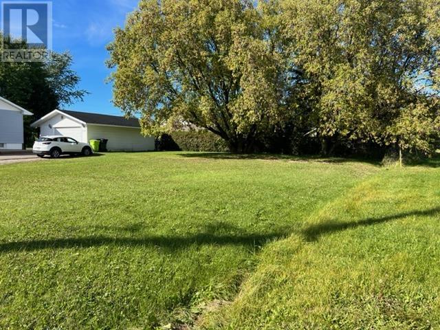 584 Second Lin, Sault Ste. Marie, Ontario  P6C 2K6 - Photo 2 - SM253314