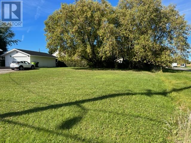 584 Second Lin, Sault Ste. Marie, Ontario  P6C 2K6 - Photo 3 - SM253314