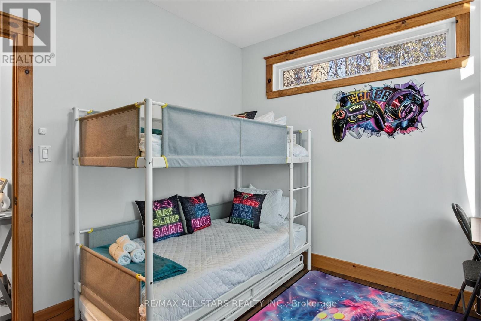 38 Pheasant Street, Kawartha Lakes, Ontario  K0L 2W0 - Photo 26 - X12561902