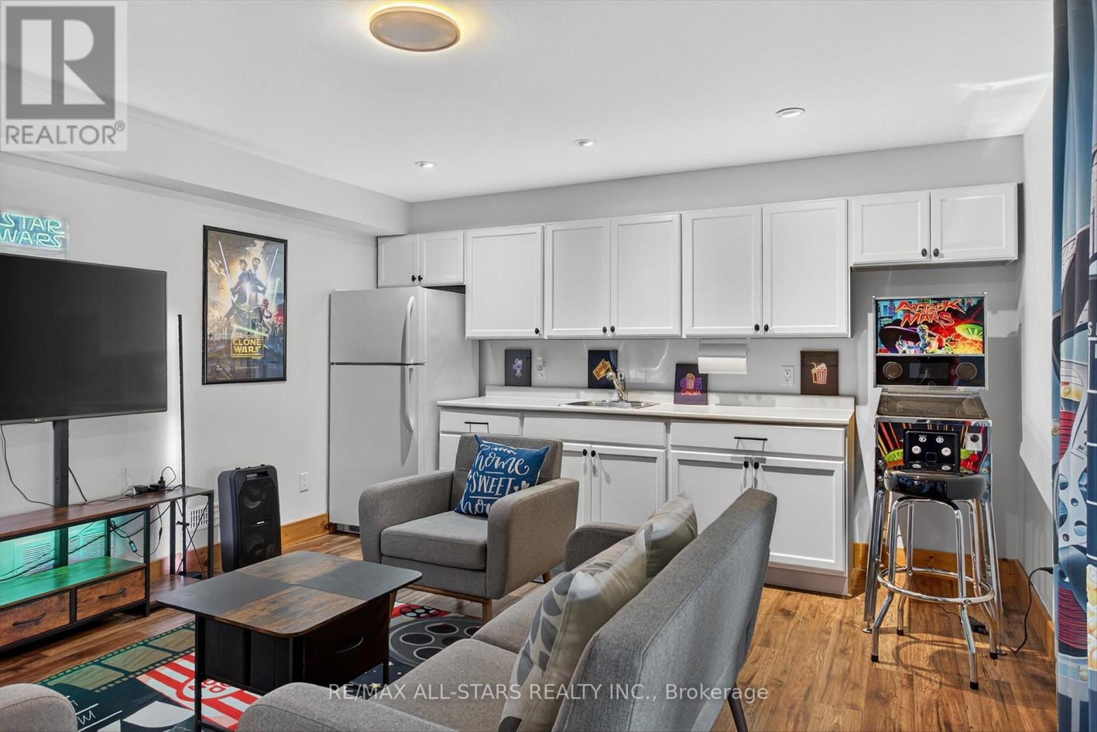 38 Pheasant Street, Kawartha Lakes, Ontario  K0L 2W0 - Photo 33 - X12561902