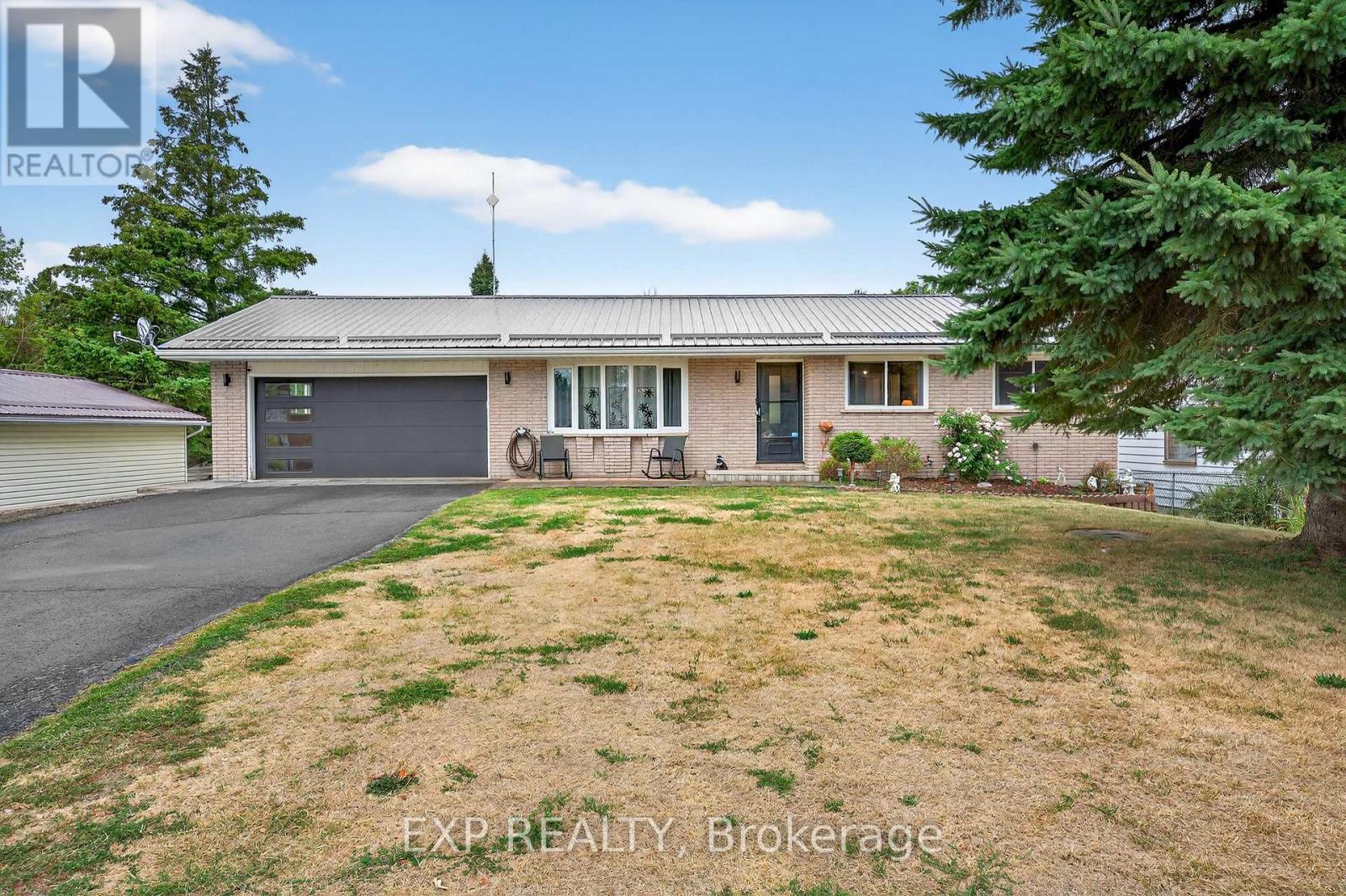 3110 Switzerville Road, Greater Napanee, Ontario  K7R 3K9 - Photo 2 - X12561968