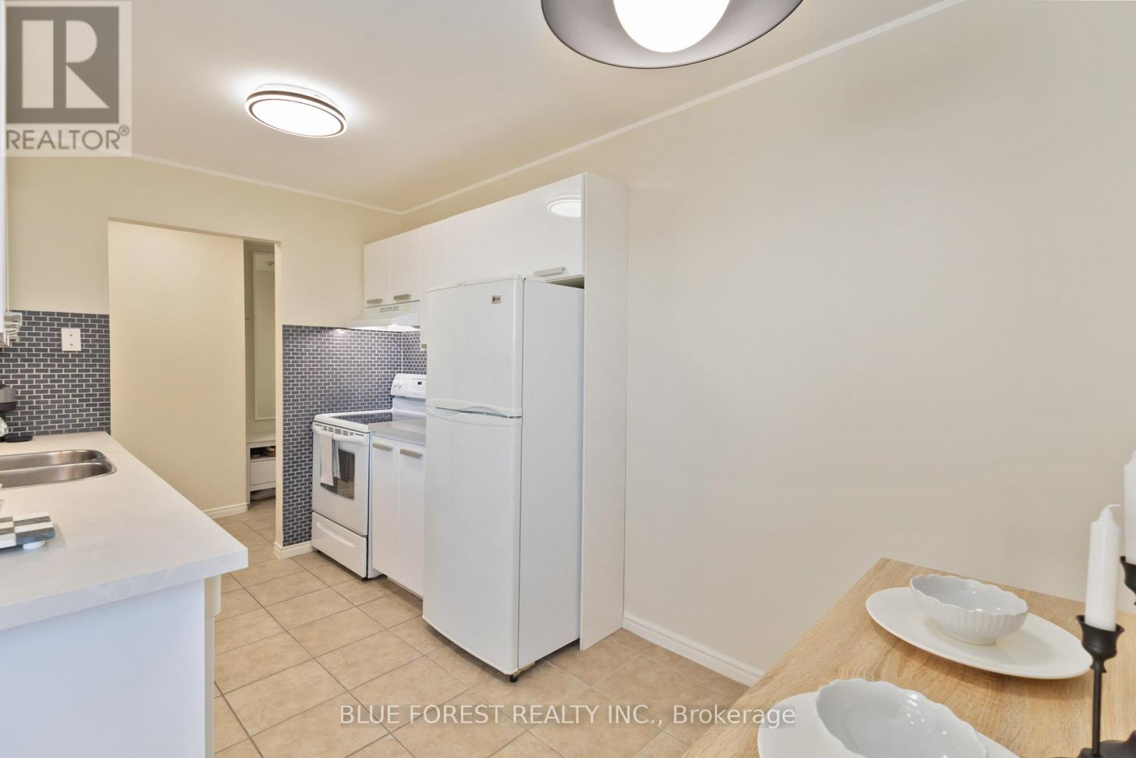 502 - 75 Huxley Street, London South, Ontario  N6J 4W7 - Photo 30 - X12561734