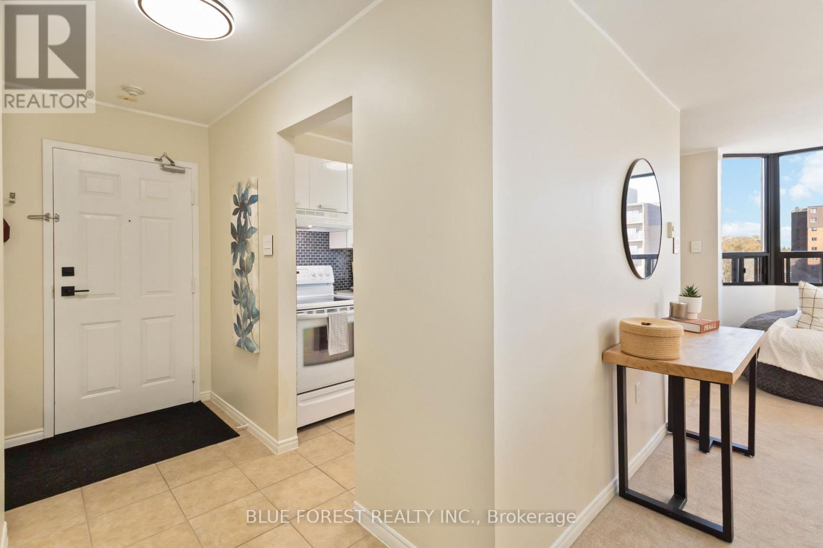 502 - 75 Huxley Street, London South, Ontario  N6J 4W7 - Photo 9 - X12561734