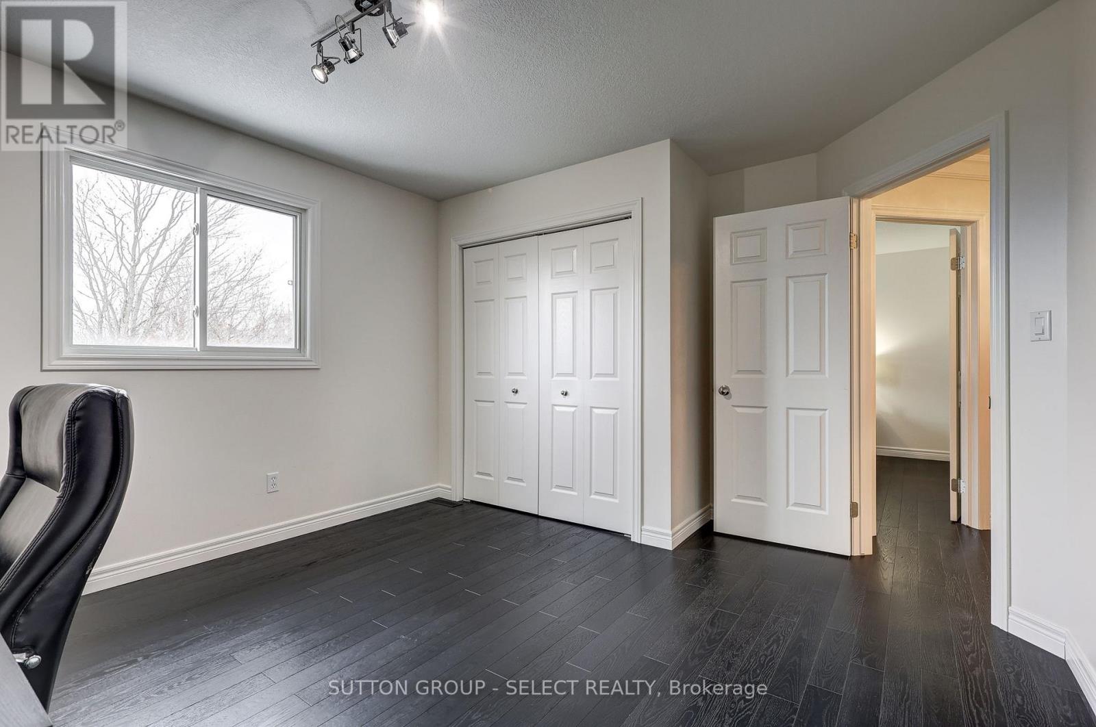 21 Alderwood Court, St. Thomas, Ontario  N5P 0B2 - Photo 13 - X12561772