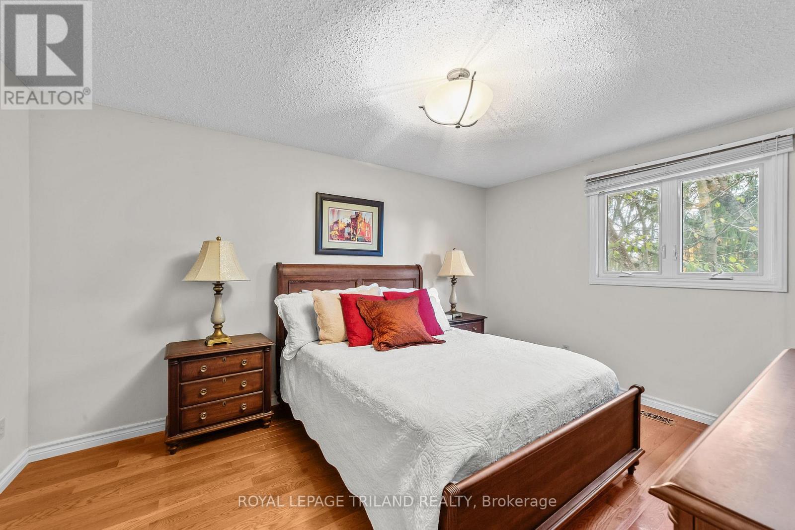 115 Roe Street, Southwest Middlesex, Ontario  N0L 1M0 - Photo 15 - X12561790