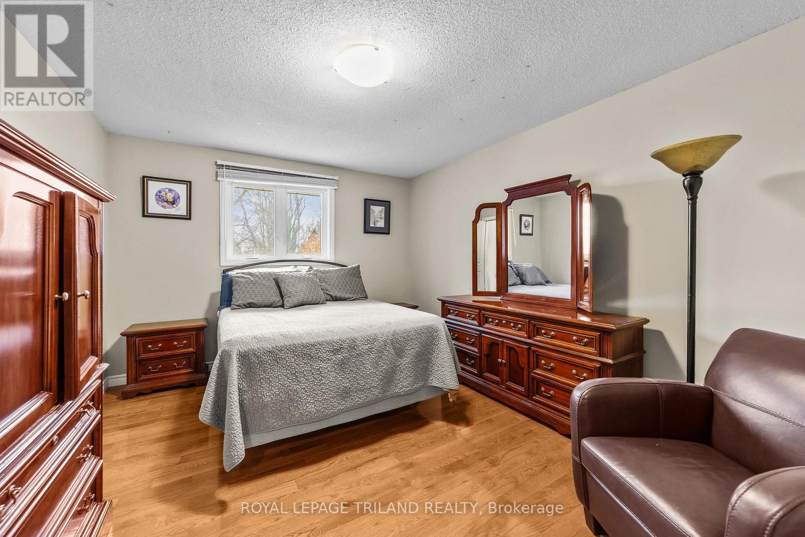 115 Roe Street, Southwest Middlesex, Ontario  N0L 1M0 - Photo 19 - X12561790