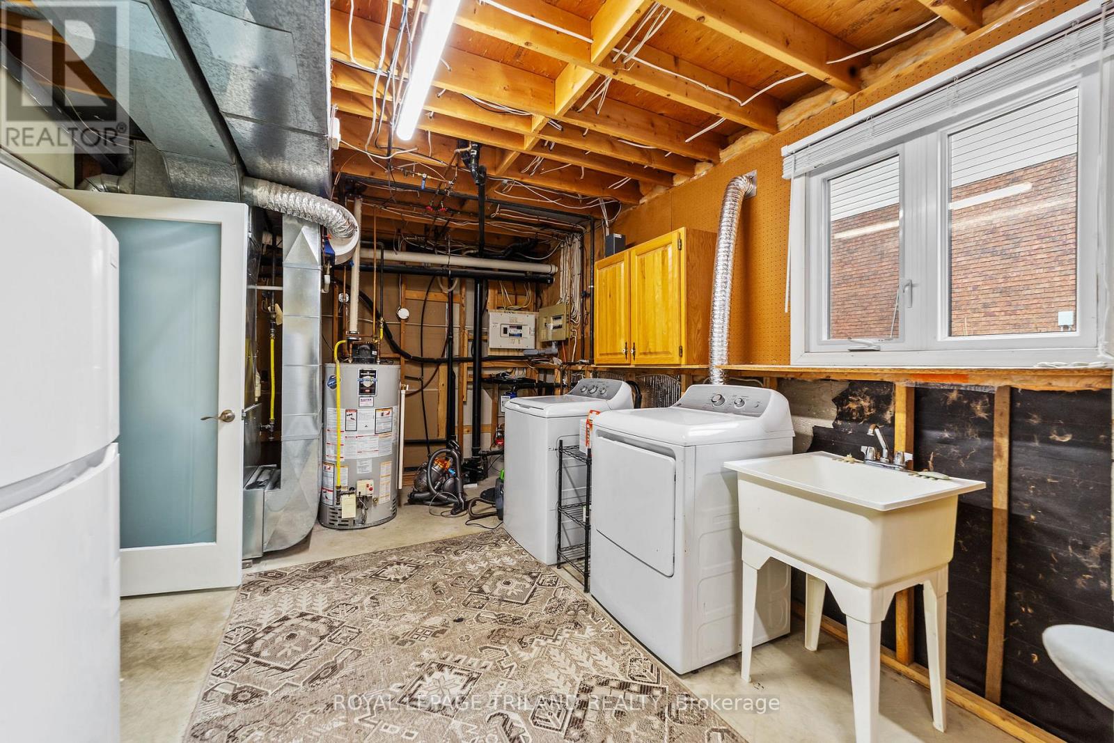 115 Roe Street, Southwest Middlesex, Ontario  N0L 1M0 - Photo 24 - X12561790