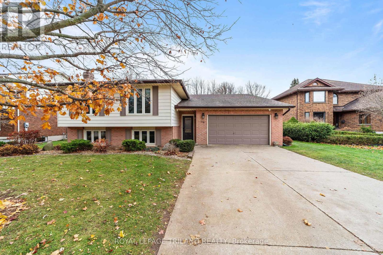 115 Roe Street, Southwest Middlesex, Ontario  N0L 1M0 - Photo 30 - X12561790