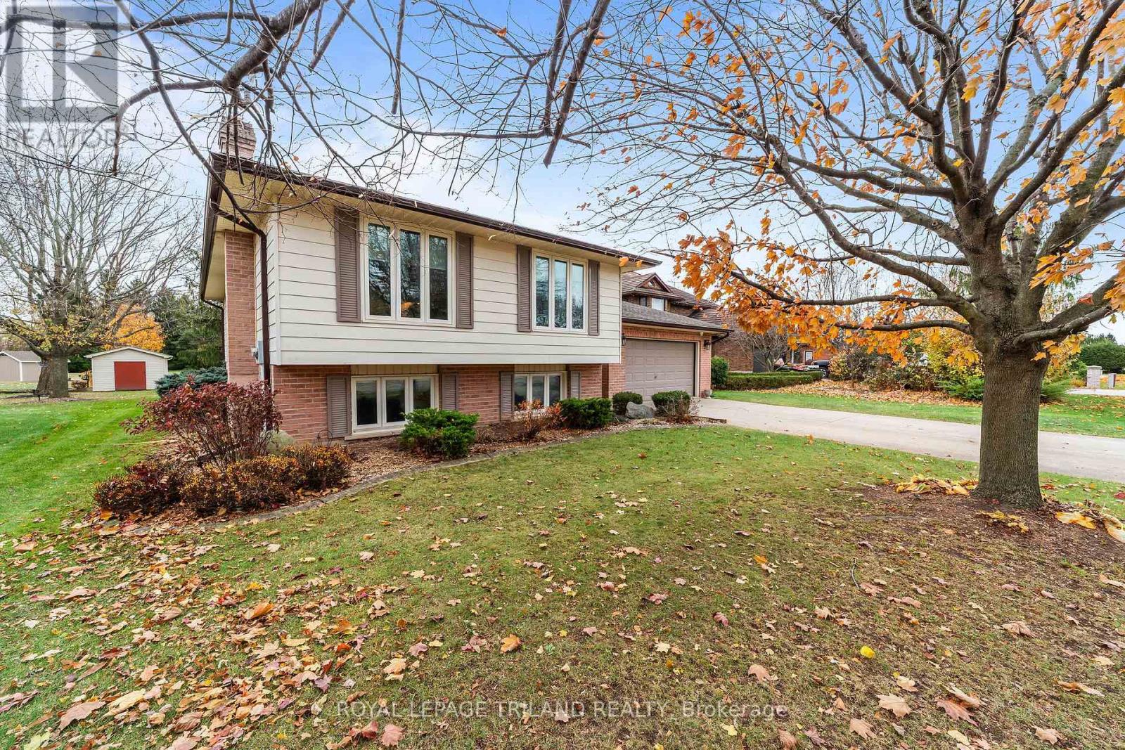 115 Roe Street, Southwest Middlesex, Ontario  N0L 1M0 - Photo 32 - X12561790