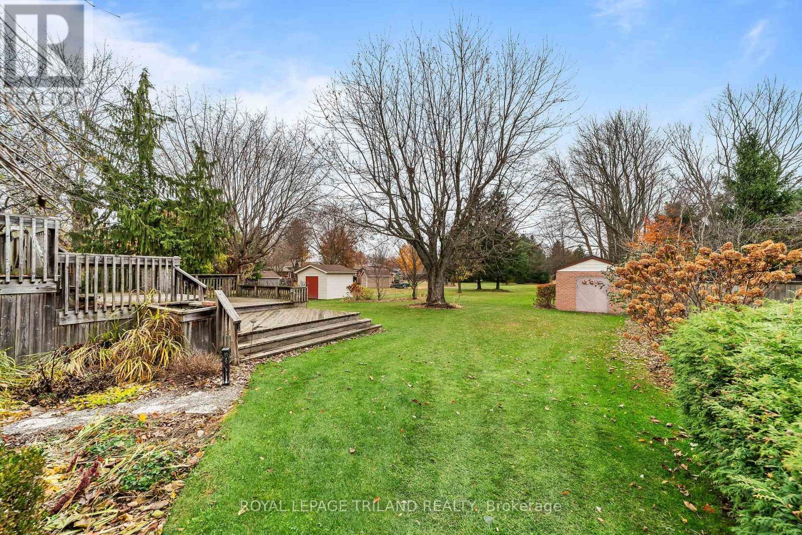 115 Roe Street, Southwest Middlesex, Ontario  N0L 1M0 - Photo 33 - X12561790