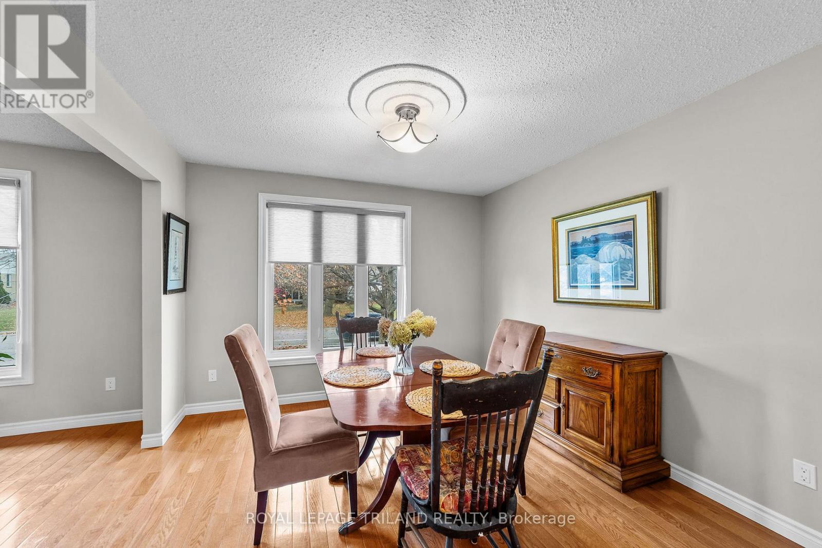 115 Roe Street, Southwest Middlesex, Ontario  N0L 1M0 - Photo 9 - X12561790