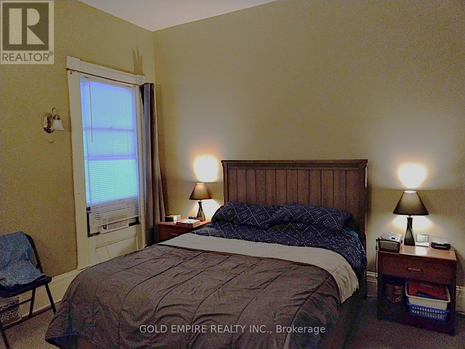 42 Wellington Street N, Woodstock, Ontario  N4S 6P3 - Photo 21 - X12561896