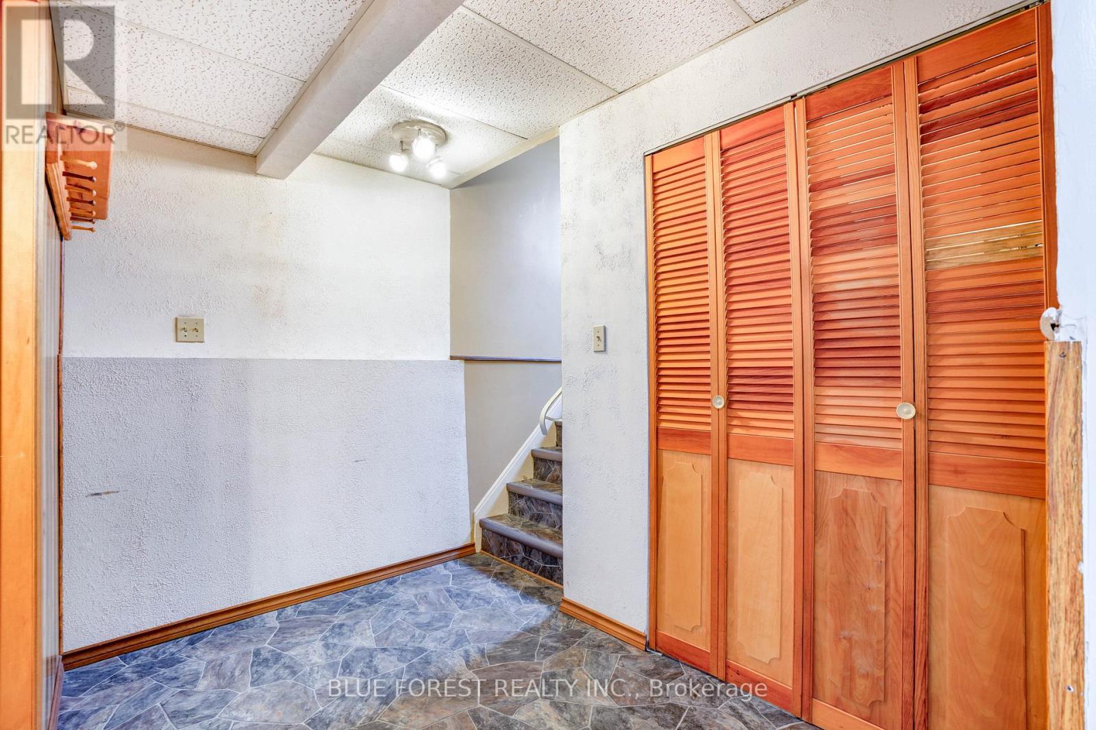 177 Gilbert Street, West Elgin, Ontario N0L 2P0 - Photo 27 - X12561974