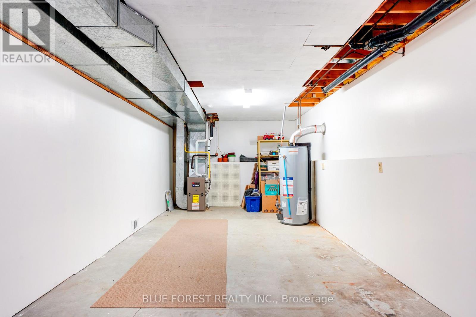 177 Gilbert Street, West Elgin, Ontario N0L 2P0 - Photo 36 - X12561974