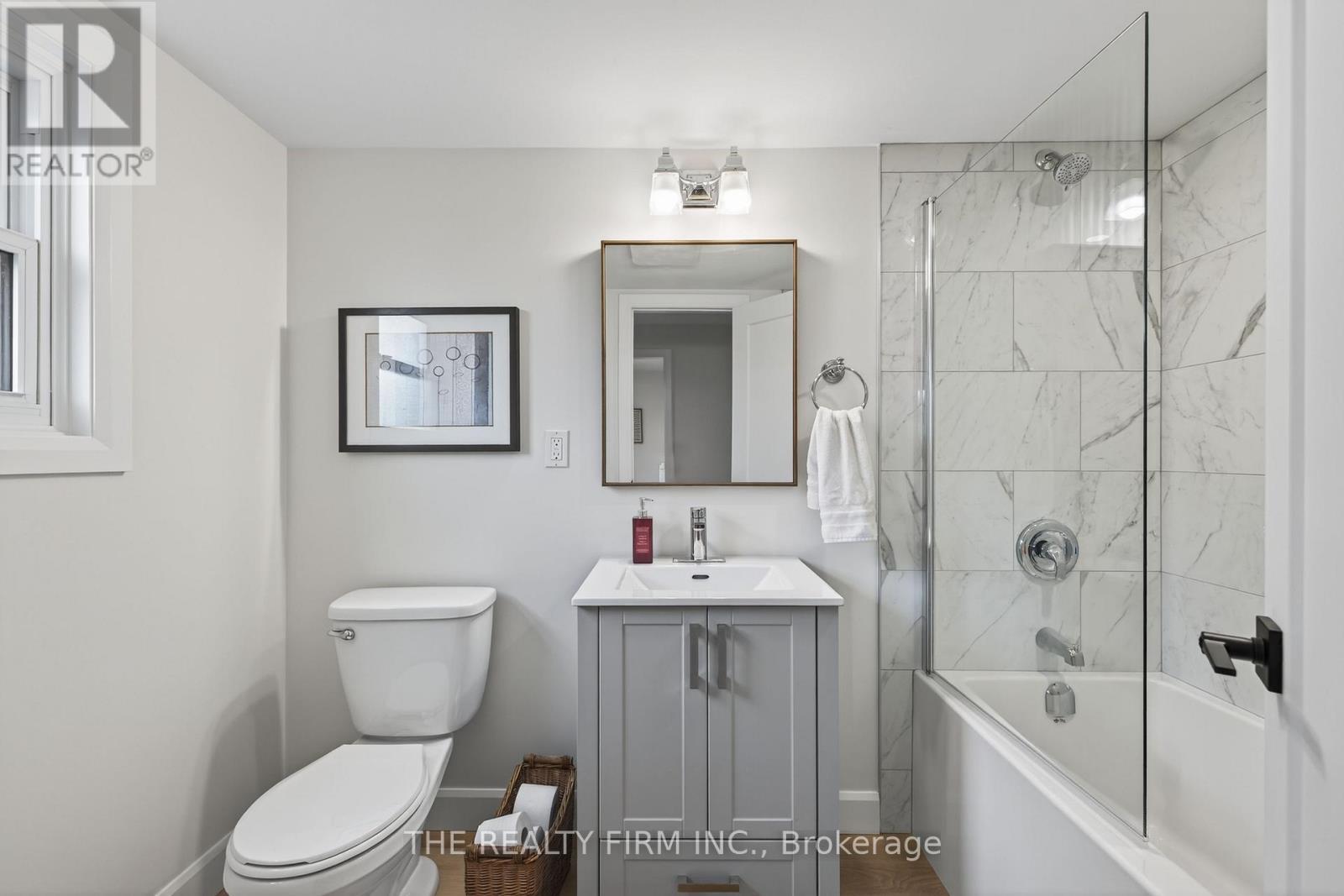 1180 Guildwood Boulevard, London North, Ontario  N6H 4G9 - Photo 27 - X12561980