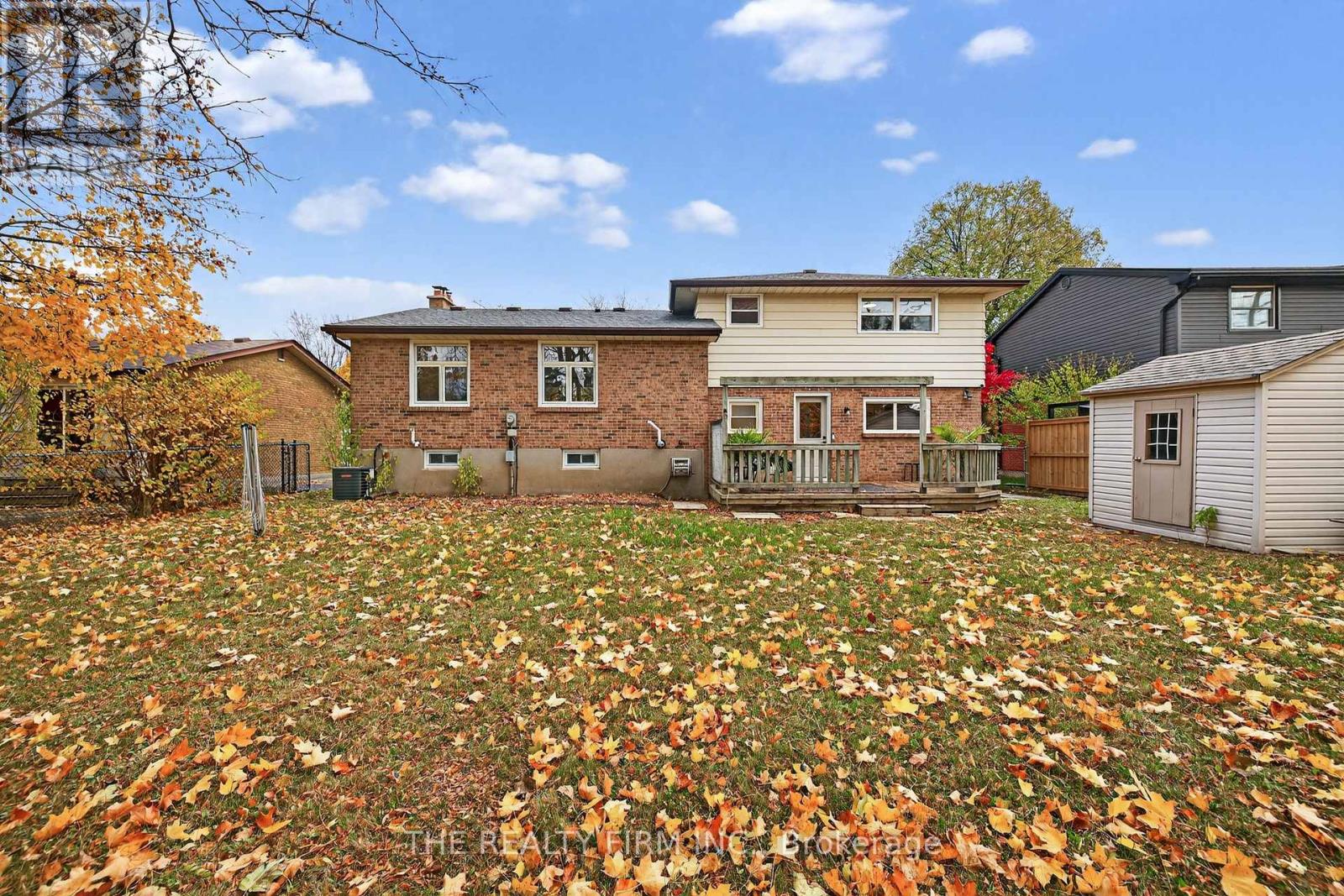 1180 Guildwood Boulevard, London North, Ontario  N6H 4G9 - Photo 38 - X12561980