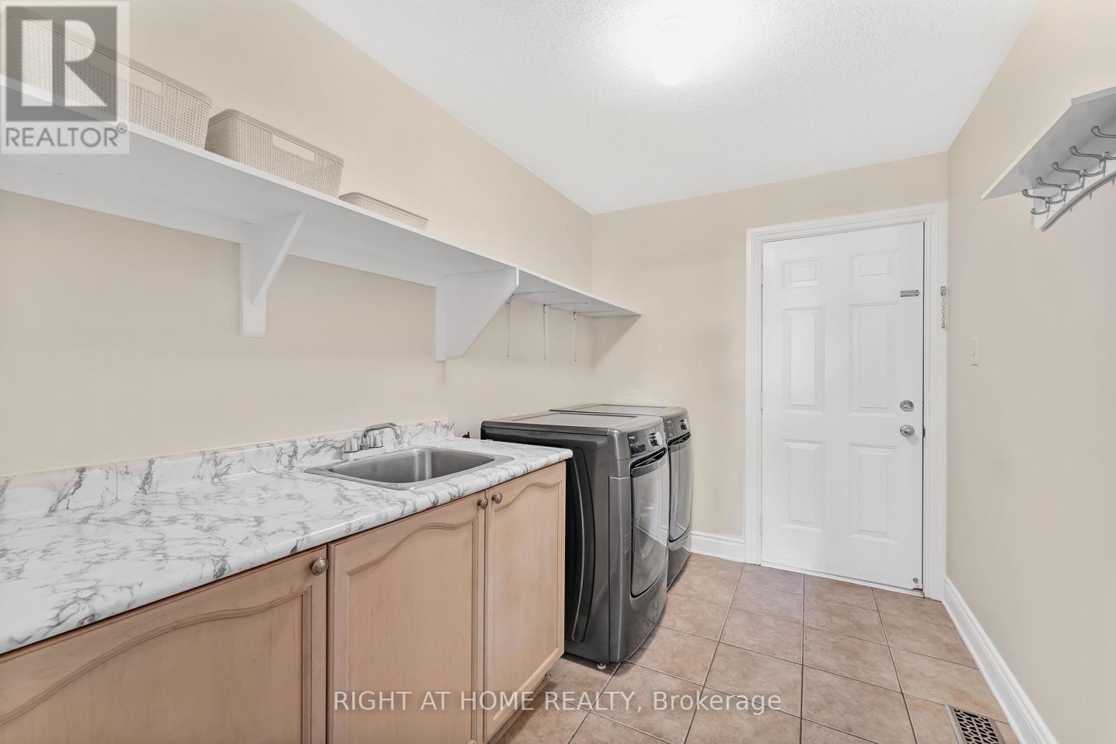 409 Beatrice Drive, Ottawa, Ontario  K2J 4W9 - Photo 18 - X12561876