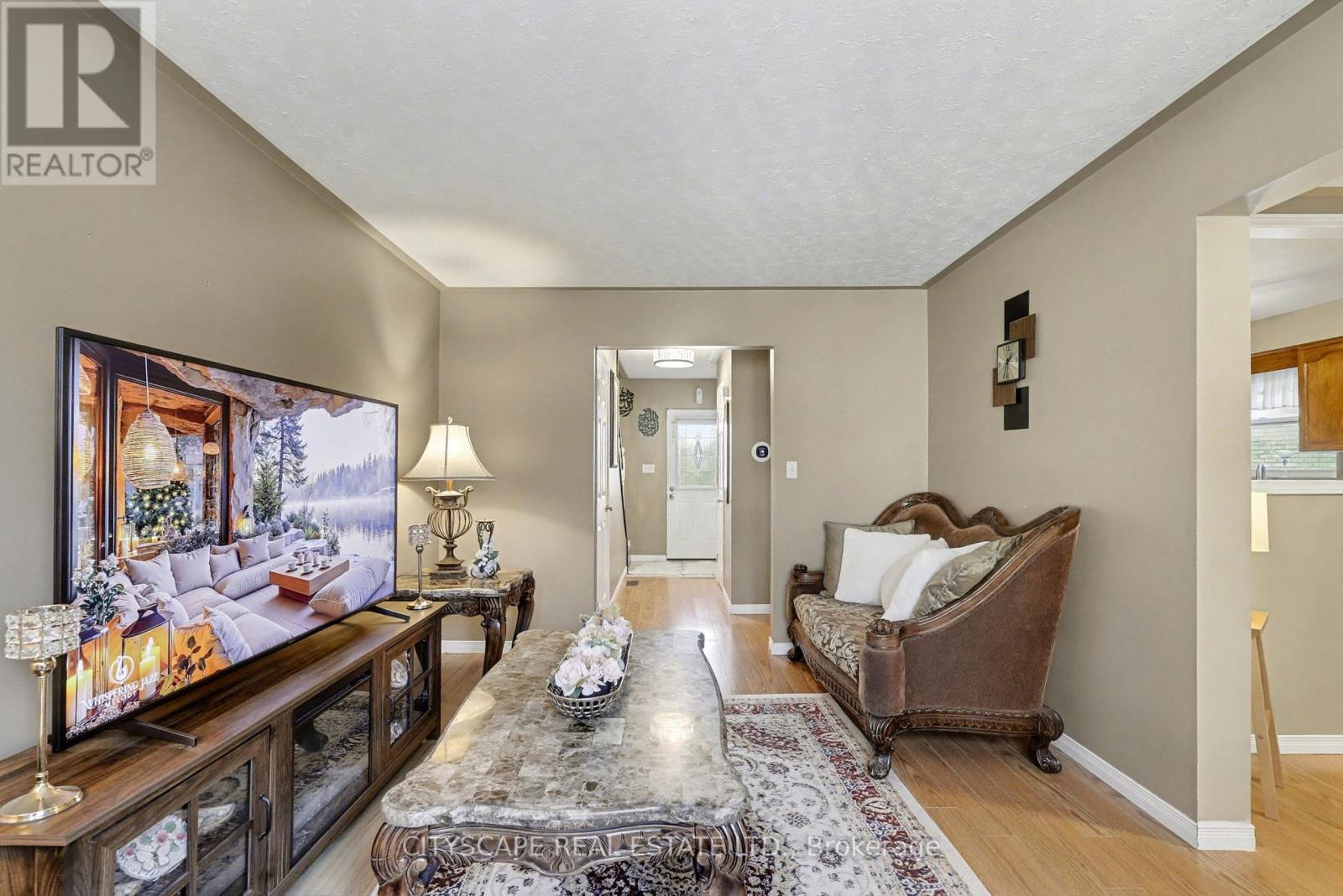 185 Carnegie Street, Ingersoll, Ontario  N5C 1L1 - Photo 12 - X12561650